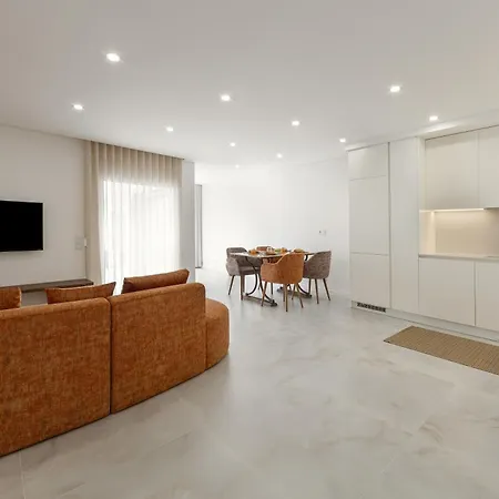 Com Arte Apartment *